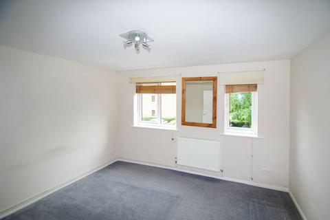 1 bedroom flat to rent, Courtlands Close, WD24, Watford, WD24