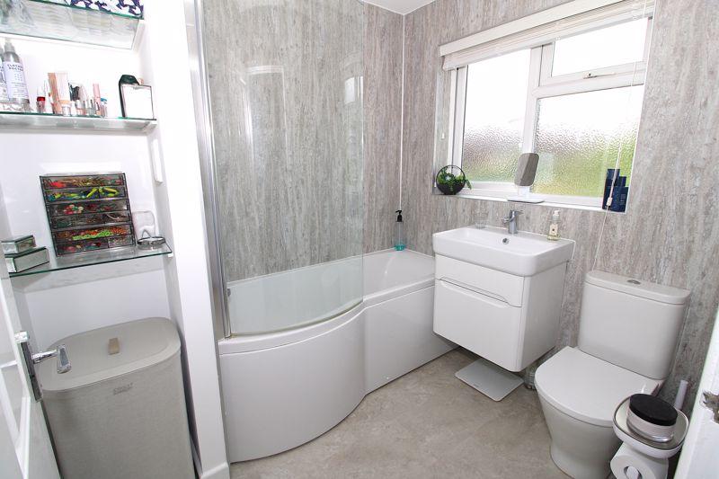 Ensuite Bathroom