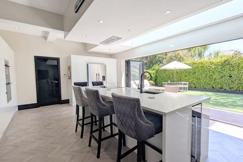 undefined, Golf Open 2026 - Lulworth Road, Birkdale - Sleeps 10