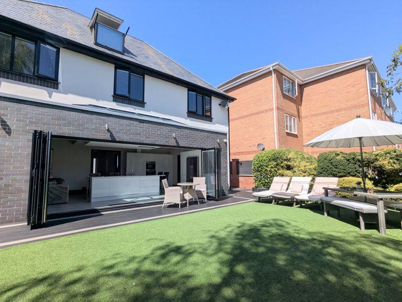 Photo 83
