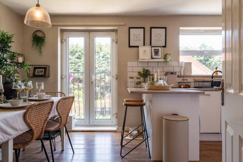 4 bedroom townhouse for sale, Cambrian Way, Cardiff CF3