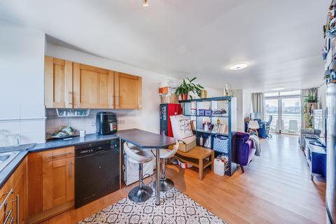 2 bedroom apartment to rent, Fishguard Way, Royal Docks, London, E16