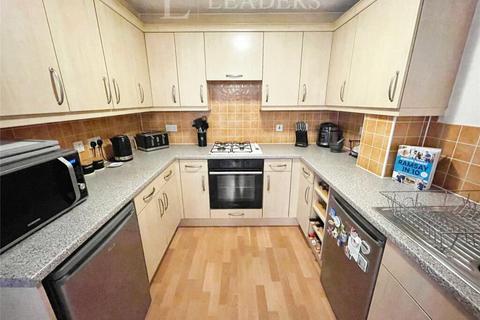 2 bedroom apartment to rent, Hardy Court, North Worcester