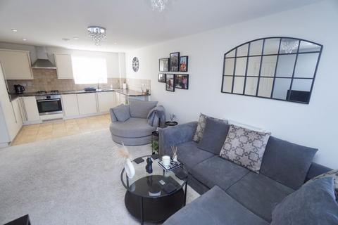 1 bedroom flat for sale, Wellesbourne Crescent, High Wycombe HP13