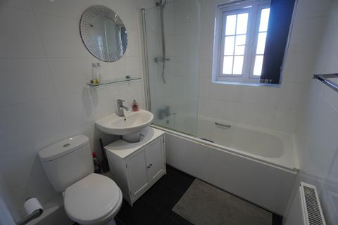 1 bedroom flat for sale, Wellesbourne Crescent, High Wycombe HP13