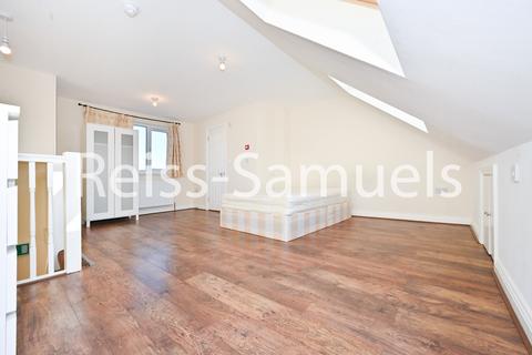 6 bedroom semi-detached house to rent, Ambassador Square, Canary Wharf, London E14