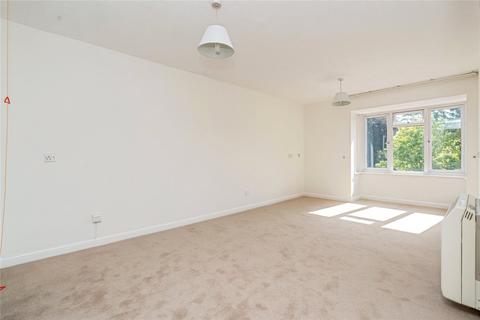 1 bedroom apartment for sale, Cedar Court (Addlestone), Addlestone KT15