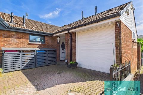 2 Crestfold, Little Hulton, Manchester, M38 0BF