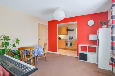 7 Augustine Way, Oxford, OX4 4DG