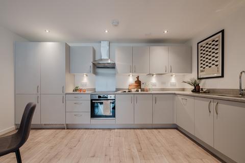 2 bedroom apartment to rent, at The Gateway, Apt 7, 1 Brick Kiln Road M12