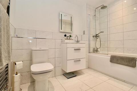 38 Braid Drive, Herne Bay, CT6 5DZ