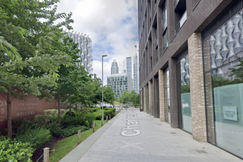 2 bedroom apartment to rent, Charles Clowes Walk, London SW11