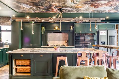 4 bedroom apartment for sale, Colney Hatch Lane, London, N10