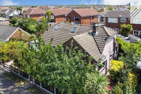 3 bedroom bungalow for sale, San Remo Road, Canvey Island