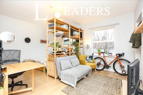 Studio for sale, Paxton Road, London