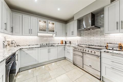5 bedroom property to rent, Tranmere Road, SW18