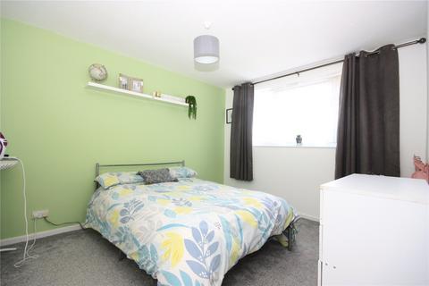 15 Juniper Square, Havant, PO9 1HZ
