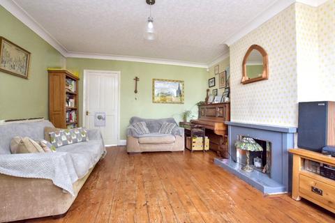 21 Newport View, Leeds, LS6 3BX