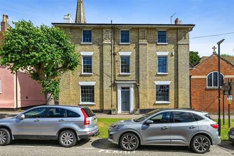 5 bedroom detached house for sale, Castle Street, Saffron Walden, Essex, CB10