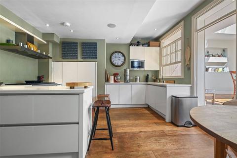 5 bedroom detached house for sale, Castle Street, Saffron Walden, Essex, CB10
