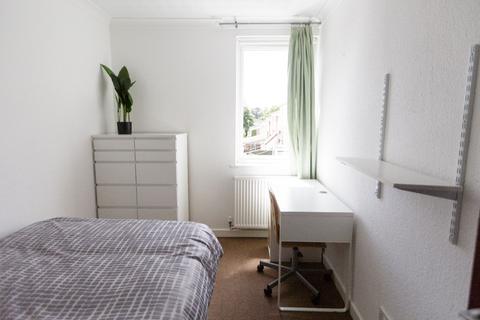4 bedroom house share to rent, Birmingham B17