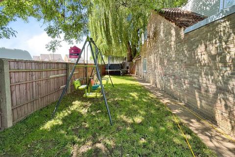 undefined, Lower Cippenham Lane, Cippenham