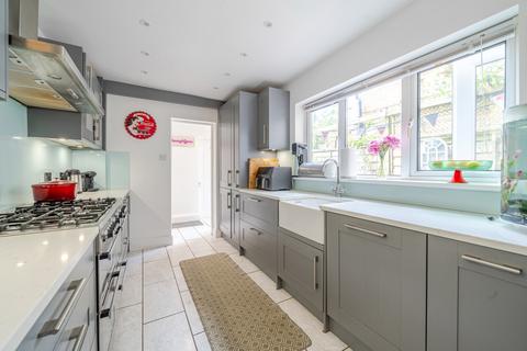 undefined, Glebeland Gardens, Shepperton, TW17
