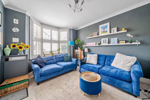 undefined, Glebeland Gardens, Shepperton, TW17