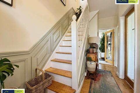 4 bedroom semi-detached house for sale, Overdale Road, Leicester, Leicestershire