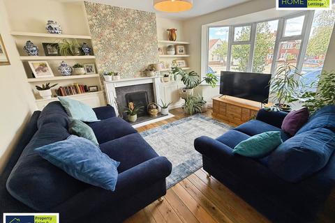 4 bedroom semi-detached house for sale, Overdale Road, Leicester, Leicestershire