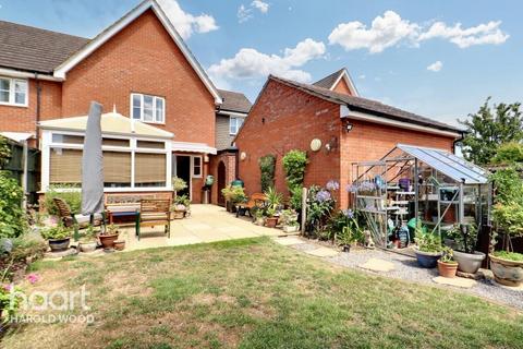 4 Holt Road, Harold Hill, Romford, RM3 8PN