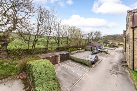3 bedroom apartment to rent, Lady Park Avenue, Bingley, West Yorkshire, BD16