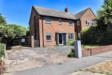 24 Arnhem Avenue, Aveley, South Ockendon, RM15 4AT