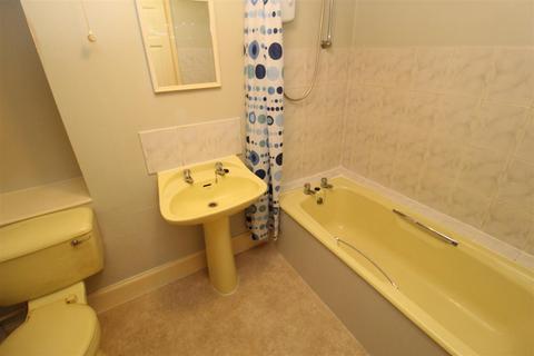 1 bedroom apartment to rent, Salutary Mount, Heavitree