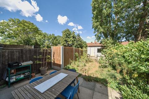 12a Longdown Road, London, SE6 3SN
