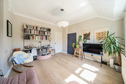 12a Longdown Road, London, SE6 3SN