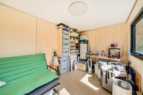 12a Longdown Road, London, SE6 3SN