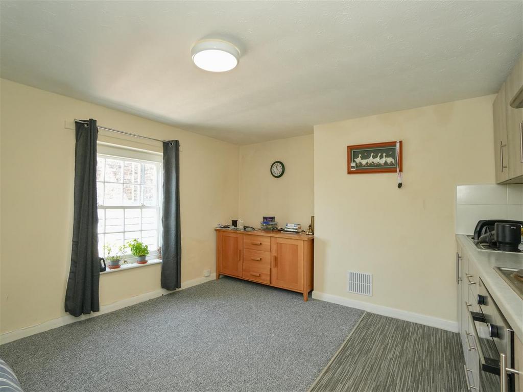 Kitchen / Living Room