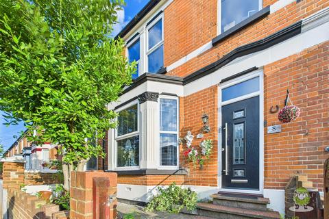 undefined, CARLTON AVENUE, GILLINGHAM, ME7