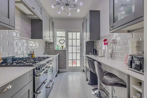 undefined, Rayleigh Road, Leigh-on-Sea, SS9