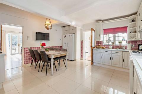 4 bedroom detached house for sale, Thorpe Road, Longthorpe, Peterborough, PE3