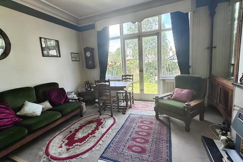 6 bedroom detached house for sale, Highgate Avenue, Preston PR2