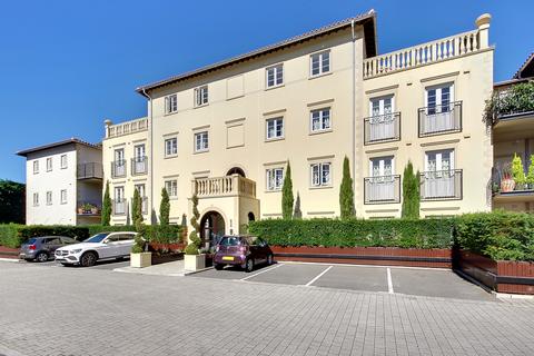 2 bedroom apartment for sale, Canford Cliffs Road, Canford Cliffs, Poole, Dorset, BH13