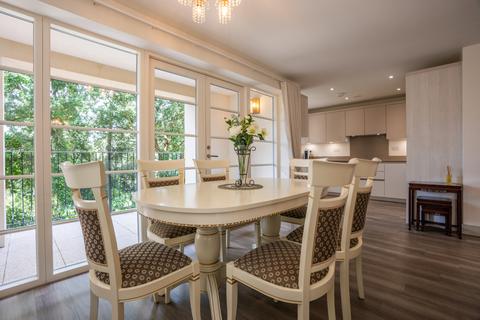 2 bedroom apartment for sale, Canford Cliffs Road, Canford Cliffs, Poole, Dorset, BH13
