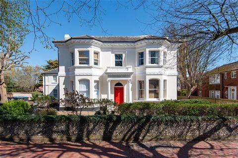 undefined, 2 Farncombe Road, Worthing BN11