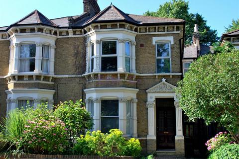 Bromley Road, Beckenham, BR3