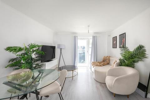 78 Academia Way, London, N17 8HQ