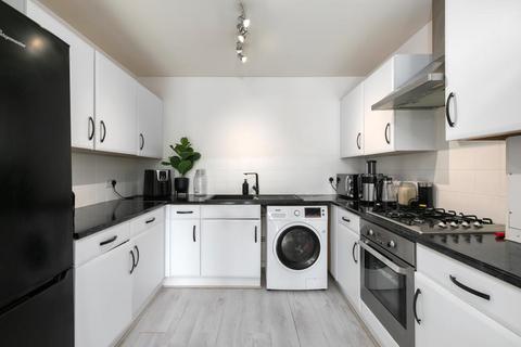 78 Academia Way, London, N17 8HQ