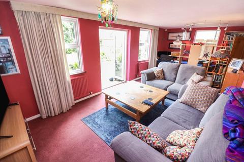 undefined, Saffron Road, Higham Ferrers NN10
