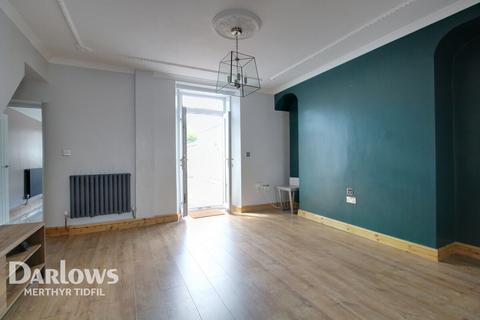 3 bedroom terraced house to rent, Alexandra Place, TREDEGAR